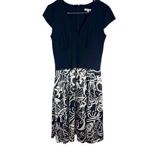 Sandra Darren‎ Dress 12 Black Cream Floral V Neck Satin Empire Waist Cocktail